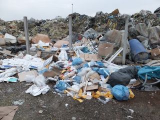 Niebezpieczne odpady w Szopienicach