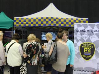 Strażnicy miejscy podczas obchodów wojewódzkiego Święta Policji