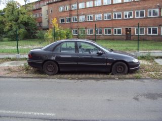 Odholowany opel z ulicy Widok