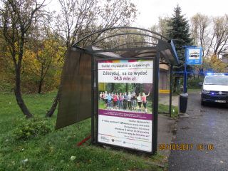 Uszkodzona wiata Pętla Brynowska Katowice