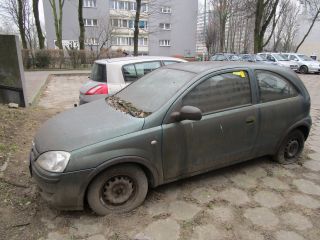 Opel corsa odholowany z ulicy Tysiąclecia