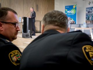 Uczestnicy konferencji  „Aspekty formalno-prawne realizacji Programu ochrony powietrza i uchwały antysmogowej”
