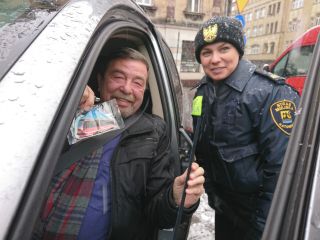 Strażniczki miejskie, pracownicy KZK GOP oraz Tramwajów Śląskich podczas akcji