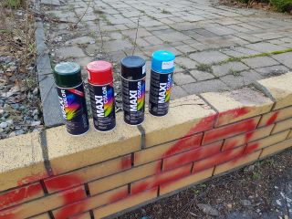 Farby znalezione przy nieletnich graficiarzach
