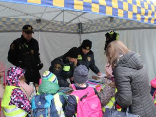Kranówka katowicka - szluknij sie z kokotka! – takim hasłem Urząd Miasta i Katowickie Wodociągi zachęcają mieszkańców do picia wody z kranu