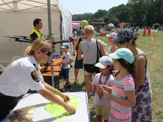 Uczestnicy pikniku rodzinnego Ekoodpowiedzialnie 2019