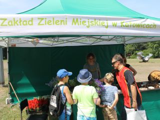 Uczestnicy pikniku rodzinnego Ekoodpowiedzialnie 2019