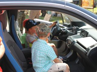 Uczestnicy pikniku rodzinnego Ekoodpowiedzialnie 2019