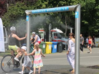 Uczestnicy pikniku rodzinnego Ekoodpowiedzialnie 2019
