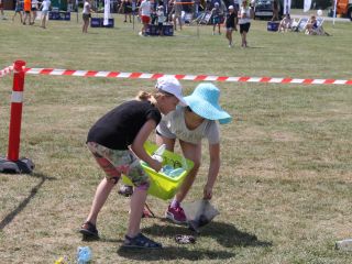 Uczestnicy pikniku rodzinnego Ekoodpowiedzialnie 2019