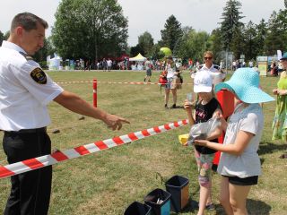Uczestnicy pikniku rodzinnego Ekoodpowiedzialnie 2019