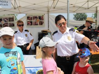Uczestnicy pikniku rodzinnego Ekoodpowiedzialnie 2019