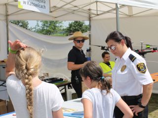 Uczestnicy pikniku rodzinnego Ekoodpowiedzialnie 2019
