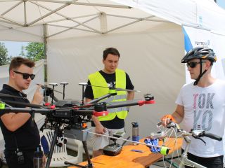 Uczestnicy pikniku rodzinnego Ekoodpowiedzialnie 2019