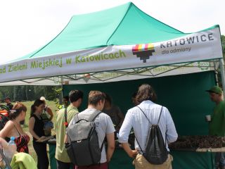 Uczestnicy pikniku rodzinnego Ekoodpowiedzialnie 2019