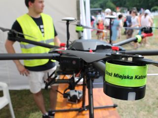 Uczestnicy pikniku rodzinnego Ekoodpowiedzialnie 2019