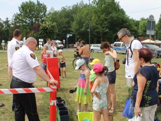 Uczestnicy pikniku rodzinnego Ekoodpowiedzialnie 2019
