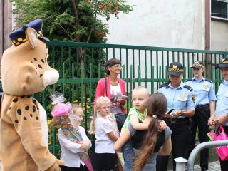 Bezpieczna droga do szkoły w rejonie Szkoły Podstawowej przy ulicy Zarębskiego w Katowicach