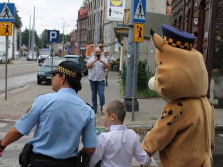 Bezpieczna droga do szkoły w rejonie Szkoły Podstawowej przy ulicy Zarębskiego w Katowicach