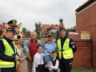 Bezpieczna droga do szkoły w rejonie Szkoły Podstawowej przy ulicy Przyjaznej w Katowicach