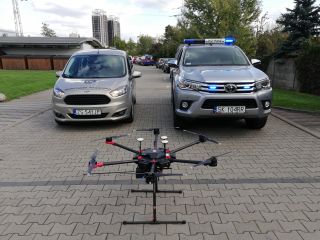 Działania z dronem 