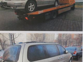 Porzucona kia usunięta przez strażników miejskich z pakingu przy ulicy Tysiąclecia 88 w Katowicach