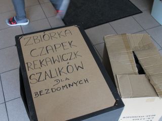Dary dla bezdomnych zebrane przez uczniów