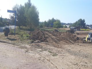 Zamieszczona błotem ulica Eichendorfa w Katowicach