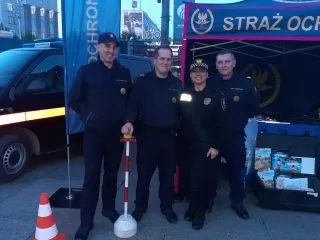 Funkcjonariusze podczas akcji 