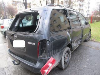 Porzucony samochód